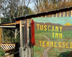 Entire House / Apartment Tuscany Inn Tennessee (Gordonsville, USA)