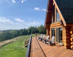 Casa/apartamento entero Private Log House With Stunning Lake Views (Tabor, EE. UU.)