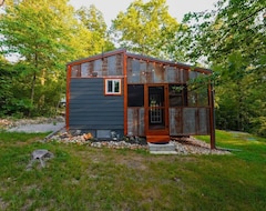 Hele huset/lejligheden Firefly Hollow-tiny House On 2 Acres (Jane, USA)