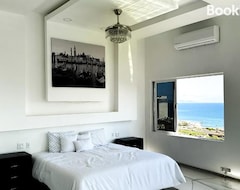 Bed & Breakfast Luxury Suite in Calafia km.38 (Las Rosas, Mexico)