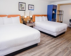 Hotel Americas Best Value Inn - Holiday Lodge (Willits, USA)