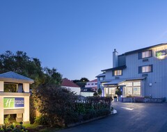 Holiday Inn Express Monterey - Cannery Row, An Ihg Hotel (Monterey, Sjedinjene Američke Države)