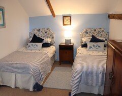 Toàn bộ căn nhà/căn hộ Cosy 2 Bed Cottage, Perfect For Friends, Family And Furry Companions (Docking, Vương quốc Anh)