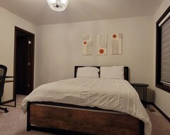 Toàn bộ căn nhà/căn hộ Brand New 3 Bedroom Home In Chaska (Chaska, Hoa Kỳ)