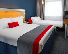 Hotel Holiday Inn Express Bedford (Bedford, Reino Unido)