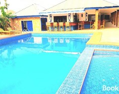 Hotel Blue Palm Resort Ghana (Tema, Gana)