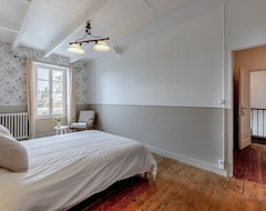 Tüm Ev/Apart Daire 6 Bedroom Accommodation In Arthenac (Arthenac, Fransa)