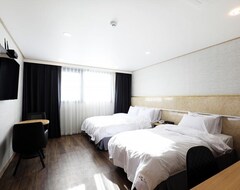 Hotelli Hotel Grand Suites (Incheon, Etelä-Korea)