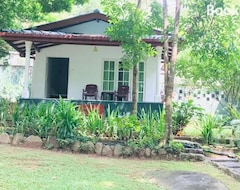 Otel Adventure Base camp (Kitulgala, Sirilanka)