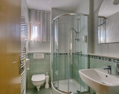 Hotelli Garni Hotel Zvon (Zrece, Slovenia)