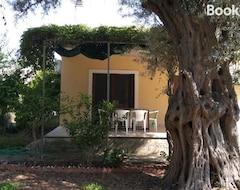 Hele huset/lejligheden Lefkas House With Garden (Arta, Grækenland)