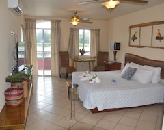 Khách sạn Lamanai Hotel & Marina (Orange Walk, Belize)