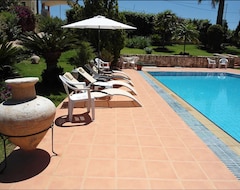 Hotel Elina Luxury Residence (Stalos, Greece)