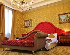 Hotel Pesaro Palace (Venecija, Italija)