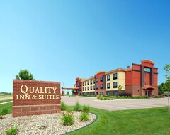 Khách sạn Quality Inn & Suites Airport North (Sioux Falls, Hoa Kỳ)