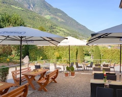 Otel Goldene Rose (Naturns, İtalya)