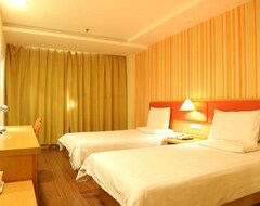 Hotel Home Inn Dandong Qijing Street (Dandong, China)