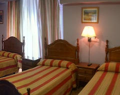 Khách sạn Madrid Playa Rooms (Madrid, Tây Ban Nha)