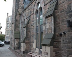 Khách sạn Edinburgh Church Apartments (Edinburgh, Vương quốc Anh)