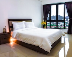Khách sạn Lazy Travelers Suite (Bayan Lepas, Malaysia)