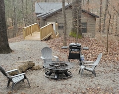 Entire House / Apartment Luxury Lodge In The Wilderness (Crofton, USA)