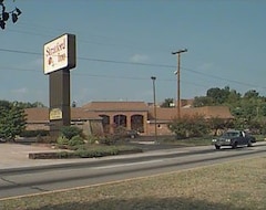 Khách sạn The Highlander Lodge Danville (Danville, Hoa Kỳ)