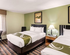 Khách sạn Quality Inn & Suites (Plano, Hoa Kỳ)