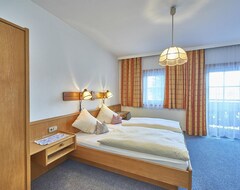 Hotelli Standard Room - Schweizerhaus, Hotel-gasthof (Stuhlfelden, Itävalta)