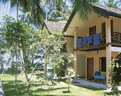Hotel Paradise Beach Club (Weligama, Šri Lanka)