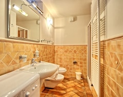 Casa/apartamento entero Apartment / Condo In Certaldo With 1 Bedrooms Sleeps 3 (Certaldo, Italia)
