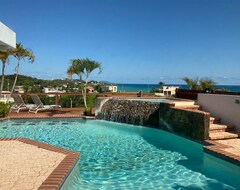 Toàn bộ căn nhà/căn hộ Family Beach House With Private Pool And An Amazing Ocean View (Naguabo, Puerto Rico)