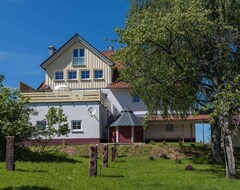 Toàn bộ căn nhà/căn hộ Landhaus Seewald: 330 M2 Wohlfühlen, Sauna, Whirlpool, Spielplatz, Bbq, Garten (Seewald, Đức)