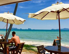 Hotel Koh Mook Riviera Beach Resort (Trang, Tailandia)