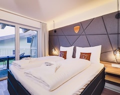 Double Room With Balcony - Hotel Stockinggut By Avenida Leogang (Leogang, Østrig)
