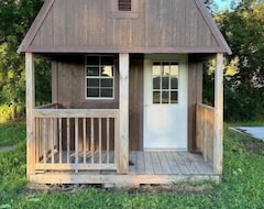 Koko talo/asunto Off Grid River Cabin - Camping (Saint Joseph, Amerikan Yhdysvallat)