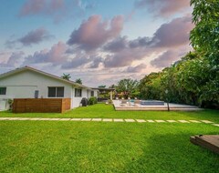 Casa/apartamento entero Luxury Miami Estates Minutes To Beaches And Shops ? (North Miami, EE. UU.)