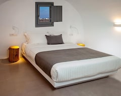 Khách sạn Alunia Incognito Suites - Adults Only (Pyrgos, Hy Lạp)