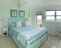 Toàn bộ căn nhà/căn hộ Immaculate One Bedroom Condo With Ocean Views (Islamorada, Hoa Kỳ)