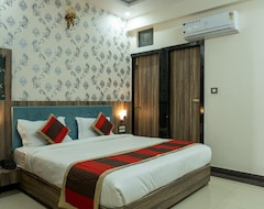 Hotel Abhinandan Palace (Udaipur, India)