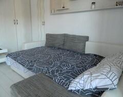 Toàn bộ căn nhà/căn hộ Holiday Apartment Berceni For 1 - 2 Persons With 1 Bedroom - Holiday Apartment (Vidra, Romania)