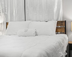 Koko talo/asunto Modern 2 Bedroom King Size Bed 10 Mins To Downtown (New Bedford, Amerikan Yhdysvallat)