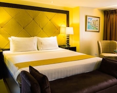 Hotel Torre Venezia Suites (Quezon City, Filipinler)