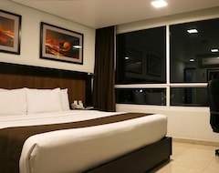 Hotel & Suites Pf (Mexico City, Mexico)