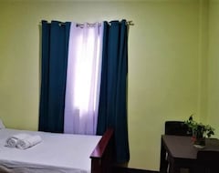 Entire House / Apartment Lovely Studio Only 5 Min From The Beach! (Esperanza, Philippines)
