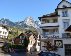 Khách sạn Hirschen Backpacker-Hotel & Pub (Schwyz, Thụy Sỹ)