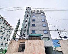 Khách sạn Namooneulbo Gimhae Ubang (Gimhae, Hàn Quốc)