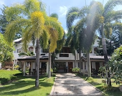 Khách sạn Baywalk Garden  And Restaurant (Masbate City, Philippines)