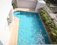 Hotel Naklua Pool Villa (Pattaya, Thailand)