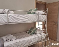 Bed & Breakfast Domus 0143 (San Giorgio Ionico, Ý)