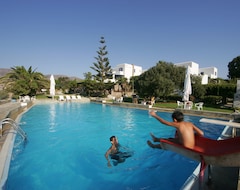Silver Rocks Hotel (Nea Chrissi Akti, Greece)